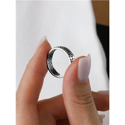 Кольцо из чернёного серебра с фианитами - Спаси и сохрани 925 пробы 1-051