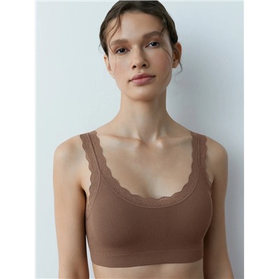 Minimi Топ Mi 1121S French Chic Майка "Топ" (кроп-топ на широких бретелях с вкладышами), PA