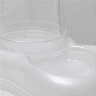 Автопоилка/автокормушка 0.6 л, белая перламутр