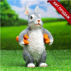 Садовая фигура из полистоуна «Зайка несет морковь», 22×9×13 см