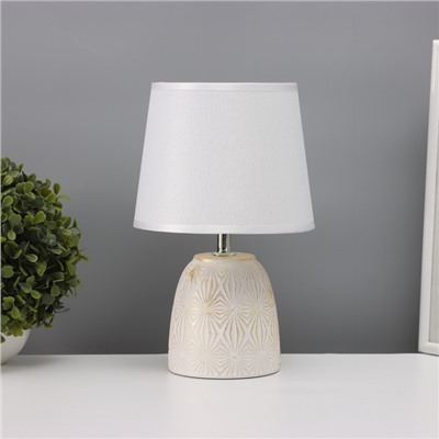 Лампа настольная «Калейдоскоп» 1×40 Вт Е14 белый 20×20×34 см