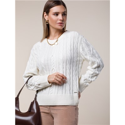 Свитер фактурной вязки с узором косы