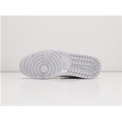 Кроссовки Nike Air Jordan 1 Mid