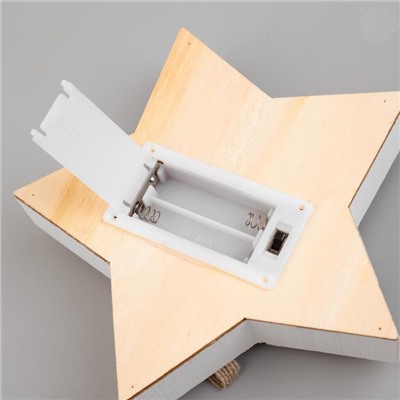 Ёлочная игрушка «Звезда с Дедом Морозом и оленем», 16×16×3, от батареек АААx2, свечение тёплое белое