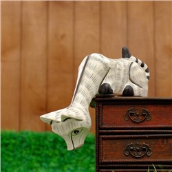 Фигура интерьерная «Котёнок Матвей подглядывает», 24×17×7 см, дерево