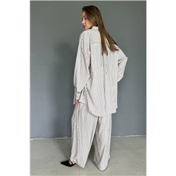 Костюм женский  SET065/09/Молочный, черный