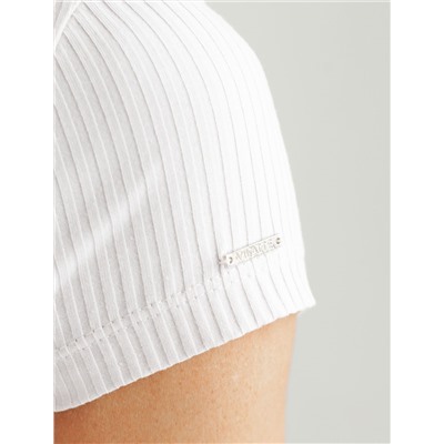 Футболка из фактурного трикотажа в рубчик