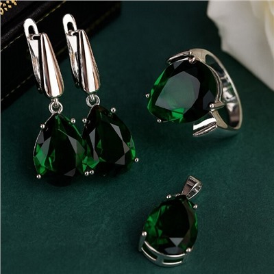Комплект ювелирной бижутерии серьги, кулон и кольцо 20 р, покрытие: посеребрение, вставка: фианит, цвет: зеленый, арт.213.895-20