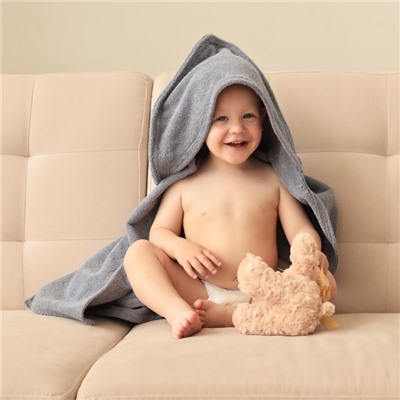 Полотенце - уголок махровое «Крошка Я», 85×85 см, хлопок 100%, серое