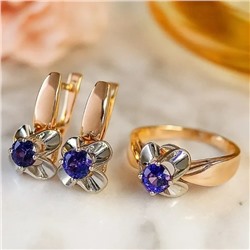 Комплект ювелирной бижутерии коллекция "Дубай" серьги и кольцо 17 р, покрытие позолота, вставка: фианиты, цвет: фиолетовый, арт.213.941-17