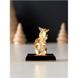 Фигурка «Лошадка с монеткой на подставке и с пожеланием: Богатства», 4×2.3×5 см