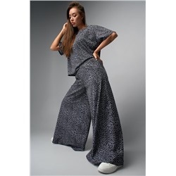 Женский костюм с широкими брюками Happyfox
