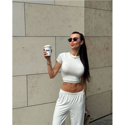 Спортивный костюм #22988198