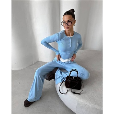 Спортивный костюм #22993037