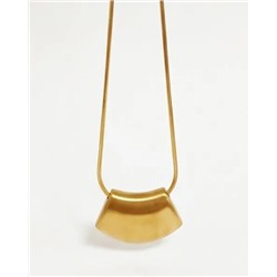 Кулон на цепочке