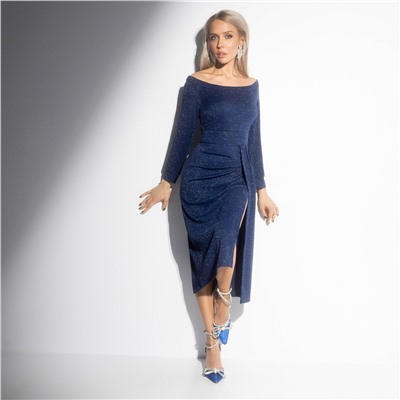 Платье с декоративной драпировкой, Смотрите на меня (чувственно)