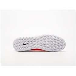 Футбольная обувь Nike Phantom GX Club TF