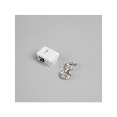 Светодиодная фигура из мишуры «Снеговик в серебристом» 16×9 см, 10 LED, батарейки AG10×3 (в комплекте), свечение тёплое белое