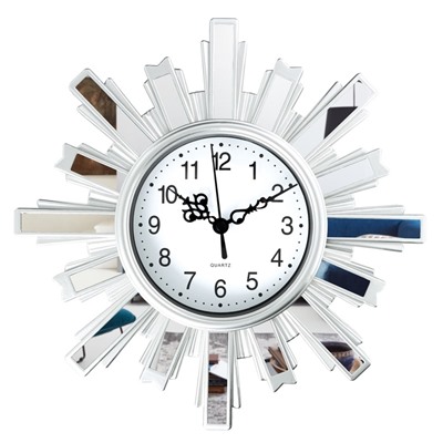 УЦЕНКА Часы настенные интерьерные «Солнце», дискретный ход, 25.5×25.5 см, циферблат d=11 см, золотистые, от батарейки 1×АА