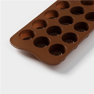 Форма для конфет и шоколада Доляна «Шоколадное удовольствие», силикон, 22×10×1.5 см, 15 ячеек (2.8×2.2 см), коричневая