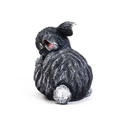 Садовая фигура из полистоуна «Заяц-почесун», 28×14×21 см