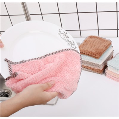 Салфетка из микрофибры с петлей тонкая, 23*22 см