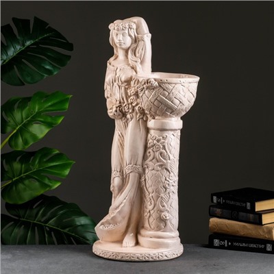 Фигура из гипса «Девушка у колонны с кашпо», 25×30×64 см