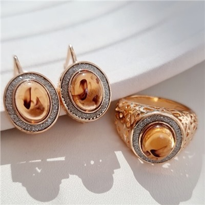 Комплект ювелирная бижутерия с крупным камнем коллекция  "Дубай" серьги и кольцо 19 р, покрытие: позолота, вставка: фианиты, искусственный янтарь, блестящий глиттер, цвет: прозрачный и янтарный, арт.2