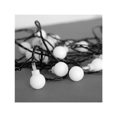 Гирлянда «Нить» 5 м с насадками «Шарики белые», IP20, тёмная нить, 30 LED, свечение белое, 8 режимов, 220 В