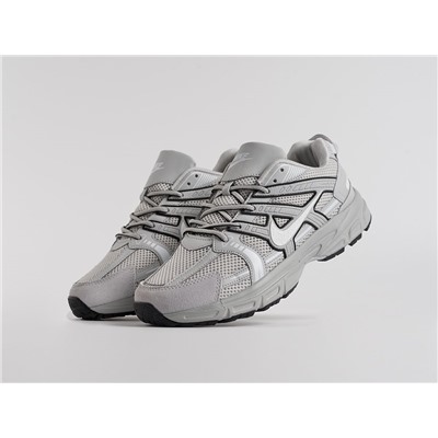 Кроссовки Nike V2K Run