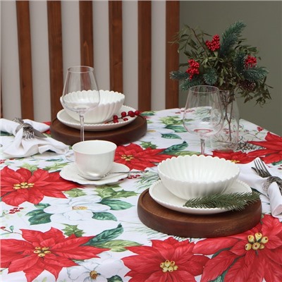 Скатерть новогодняя Доляна «Рождественские цветы» 145×220 см, 100% п/э