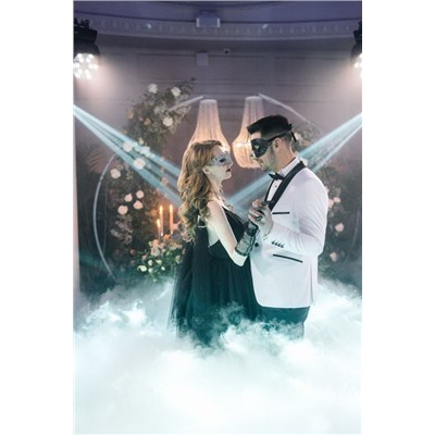 Шоу: Тяжелый дым на свадьбу для танца молодоженов