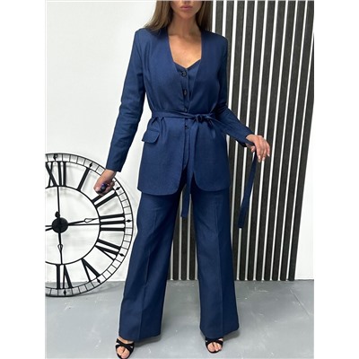 Костюм тройка