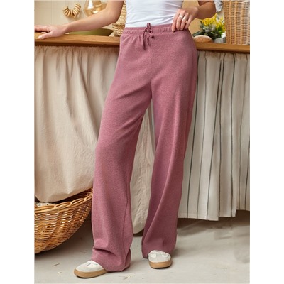 Прямые брюки из фактурного трикотажа в рубчик