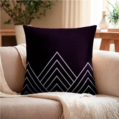 Наволочка декоративная «Этель. Треугольники» 40×40 см, велюр