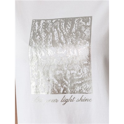 Футболка из премиального хлопка с авторским принтом