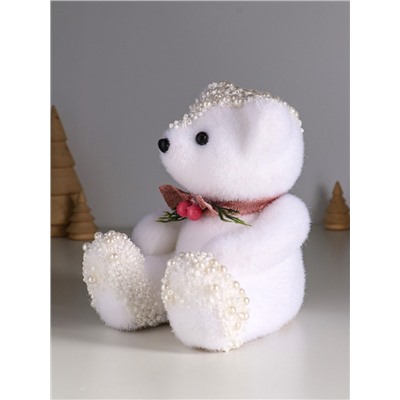 Фигурка «Белый медвежонок с еловым бантом, в бусинках», 16×12×14 см