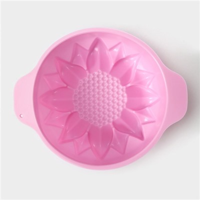 Форма для выпечки Доляна «Подсолнух», силикон, 15.3×13 см, с ручками, розовая