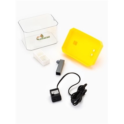 Фонтан для кошек и собак «Пижон», 1.5 л, 16.5×11.5×12 см, евророзетка, жёлтый