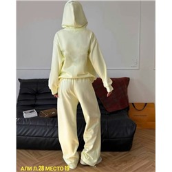 Спортивный костюм #23079721