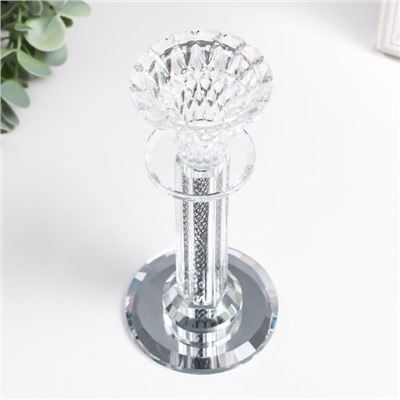 Стеклянный подсвечник на 1 свечу «Узорный бутон», на ножке, d=2 см и 4 см; 7.7×7.7×17 см