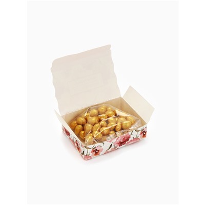 Подарочный набор «Вдохновляй красотой»: крем-мёд с клубникой и хлопком 30 г × 2 шт., арахис в шоколадной глазури 100 г, чай чёрный с лесными ягодами 70 г, ло�...