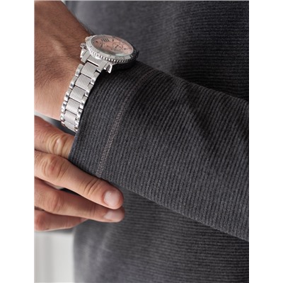 Джемпер базовый из мягкого фактурного трикотажа с круглым воротом