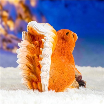 Садовая фигура из полистоуна «Белка на ветке с шишками», 14×24×21 см