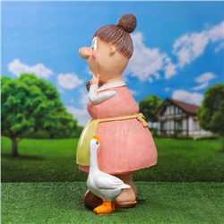 Садовая фигура из полистоуна «Бабушка с пшеницей», 60×24×30 см