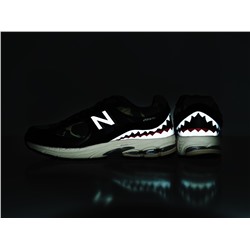 Кроссовки BAPE x New Balance 2002R