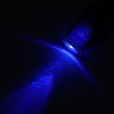 Подарочный набор новогодний, блокнот А6, 16 листов, ручка шпион «Новогоднее расследование с Дедом Морозом»