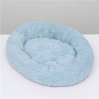 Лежанка для животных «Уют», мягкий мех, 45×35×11 см, голубая