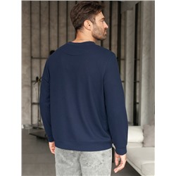 Джемпер легкий из фактурного эластичного трикотажа с принтом