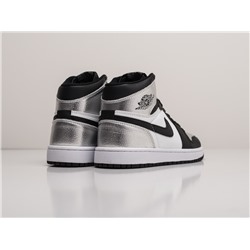 Кроссовки Nike Air Jordan 1 Mid